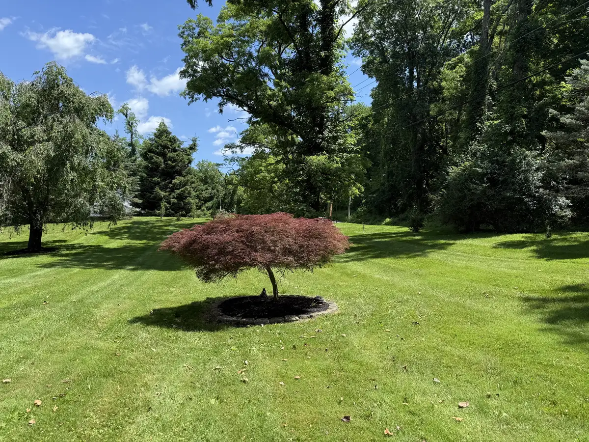 Professional landscape planting in Dutchess County